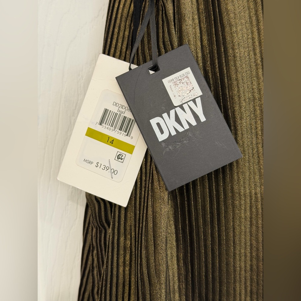 DKNY Black and Gold metallic pleated fabric Dress - Picture 6 of 9